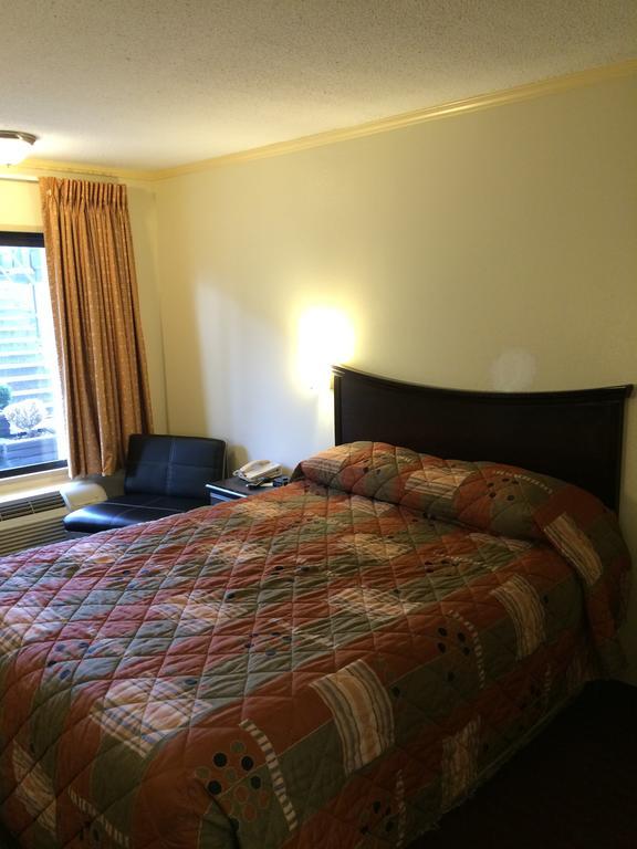 Knights Inn - Nashville Downtown חדר תמונה